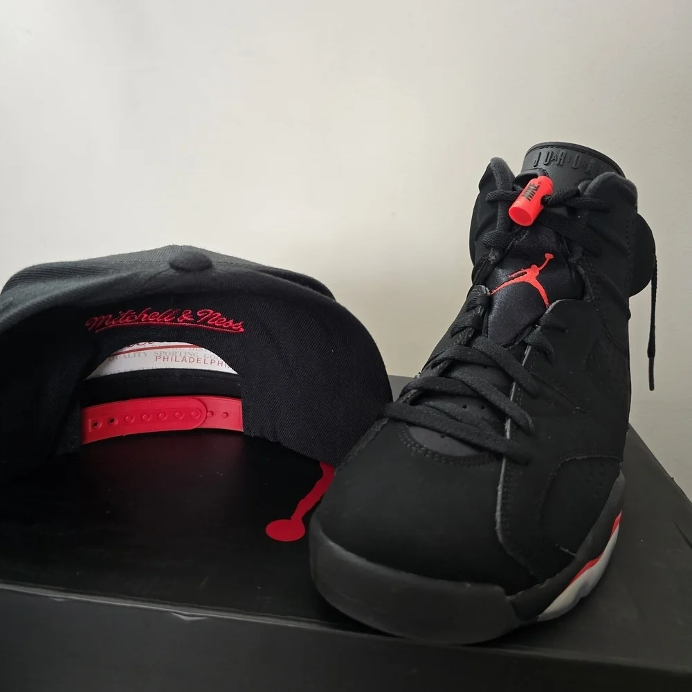 Jordan Speckled Gray and Black Box